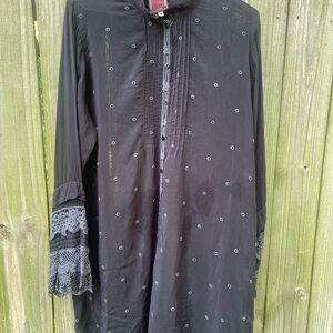 Ladies Black Embroidered sheer tunic with lace trim sleeves.